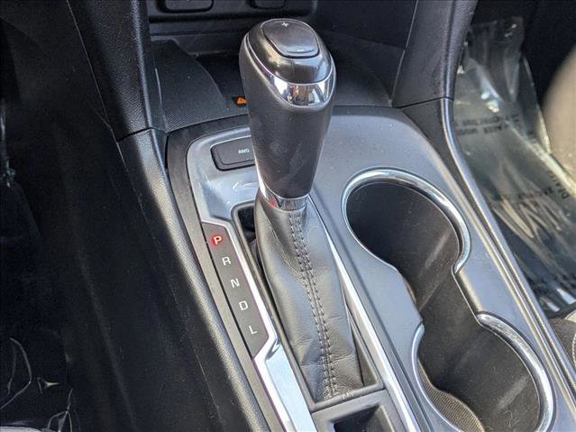 Used 2018 Chevrolet Equinox Premier image 12