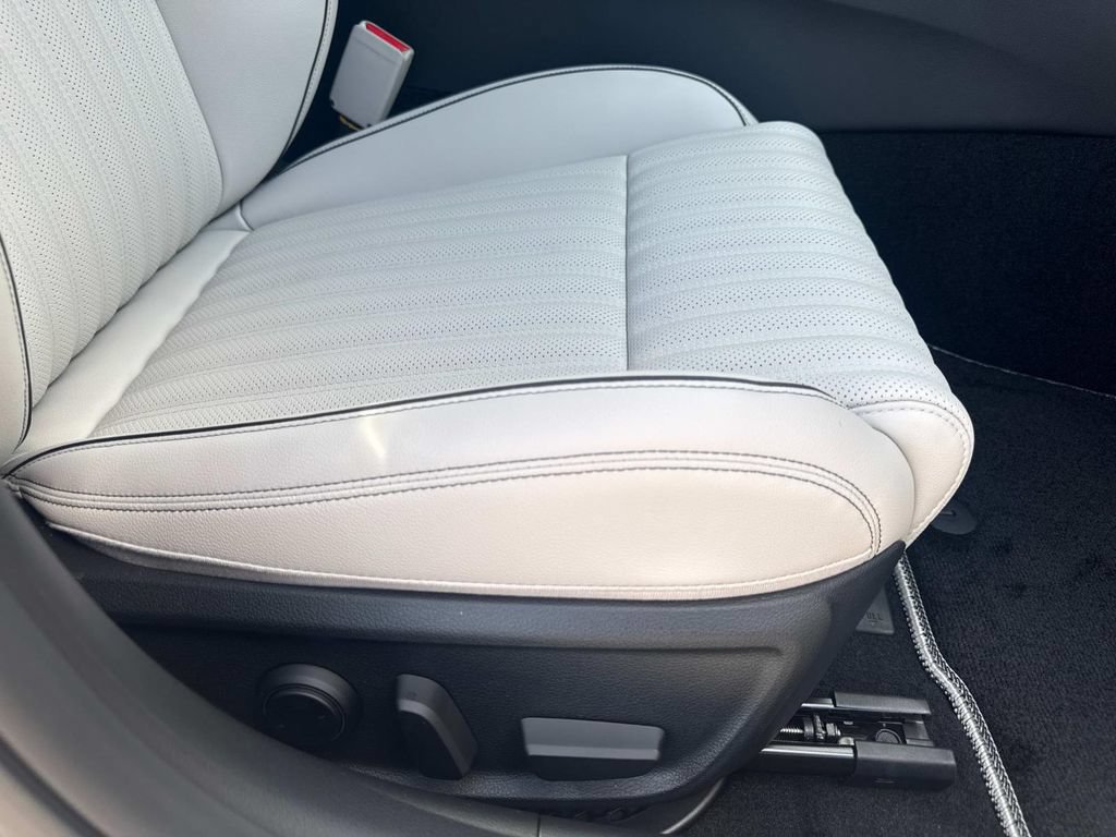 New 2026 Genesis G70 3.3T Sport Prestige RWD image 14