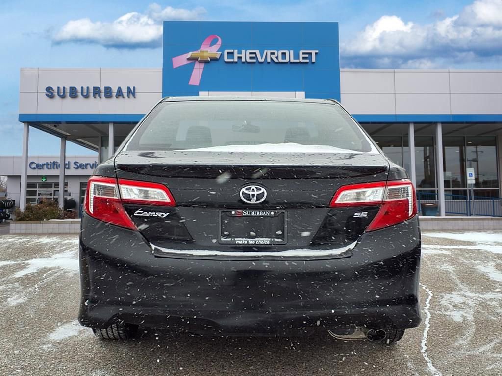 Used 2014 Toyota Camry SE image 5