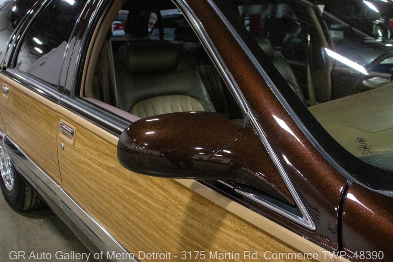 Used 1996 Buick Roadmaster Estate image 36