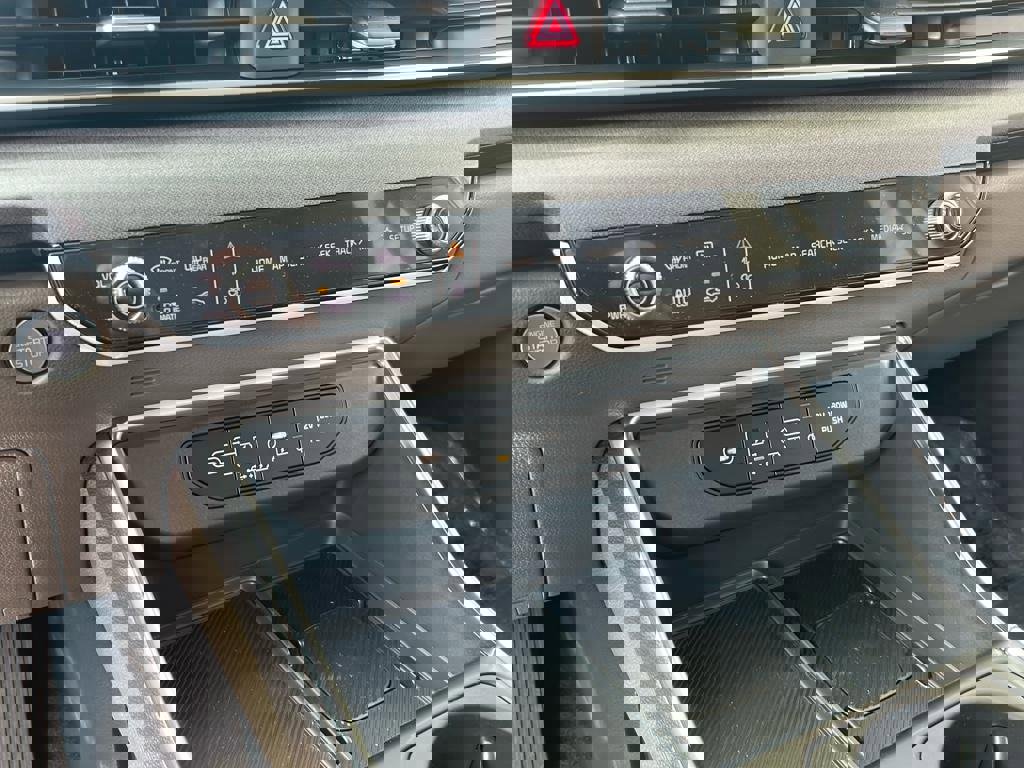 New 2026 Kia Carnival EX image 22