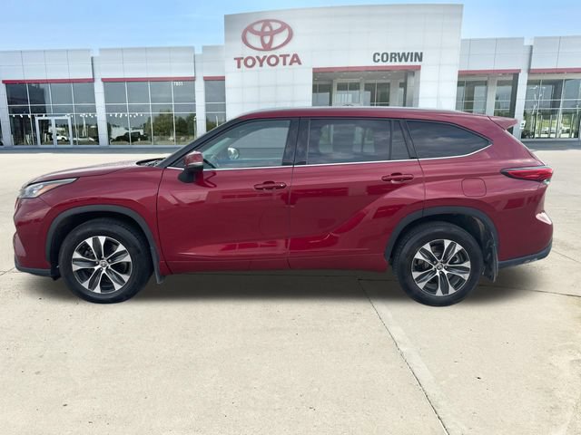 Used 2020 Toyota Highlander XLE w/ Protection Package #3 AWD/4WD video 2