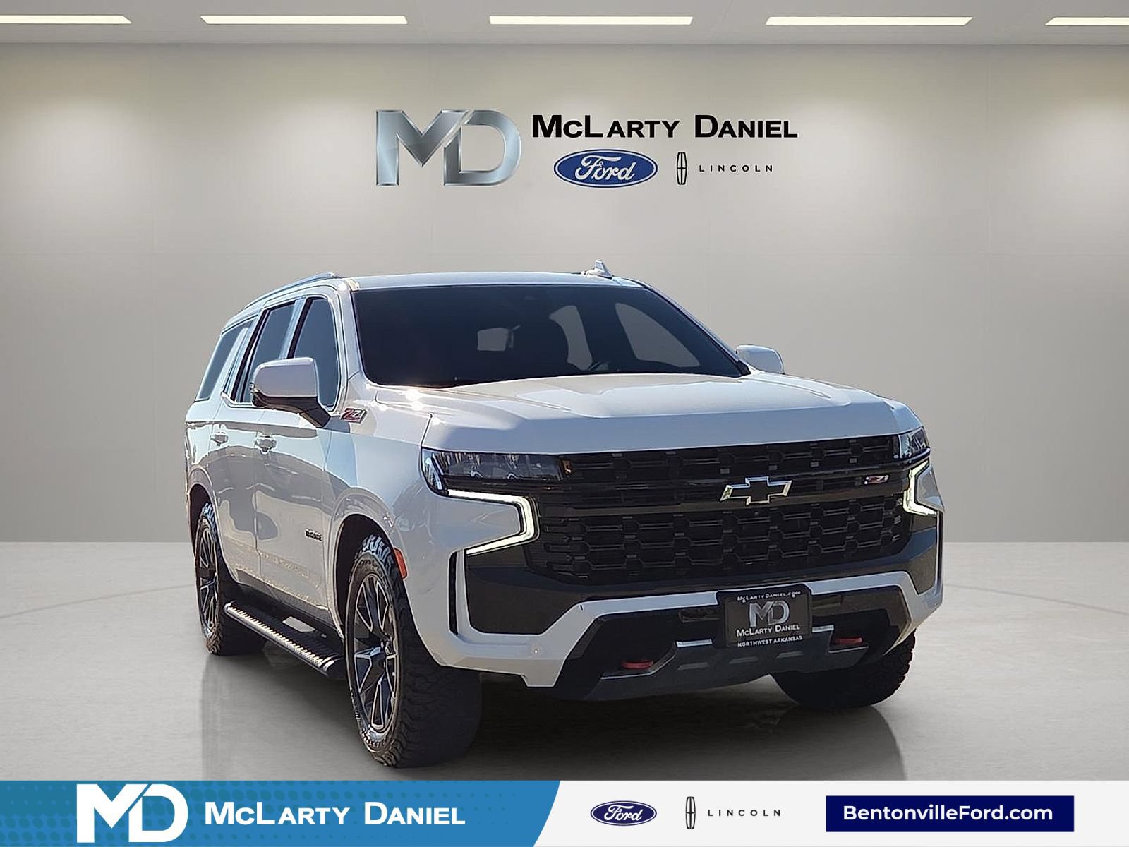 Used 2023 Chevrolet Tahoe Z71 w/ Z71 Off-Road Package AWD/4WD image 1