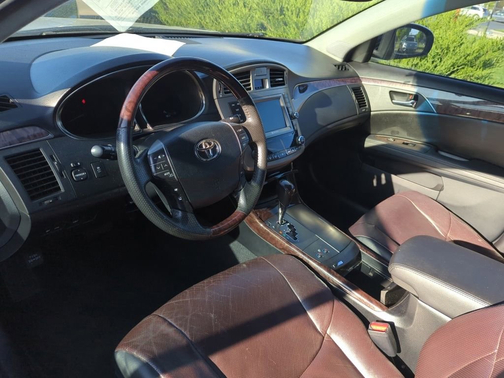 Used 2012 Toyota Avalon Limited image 7