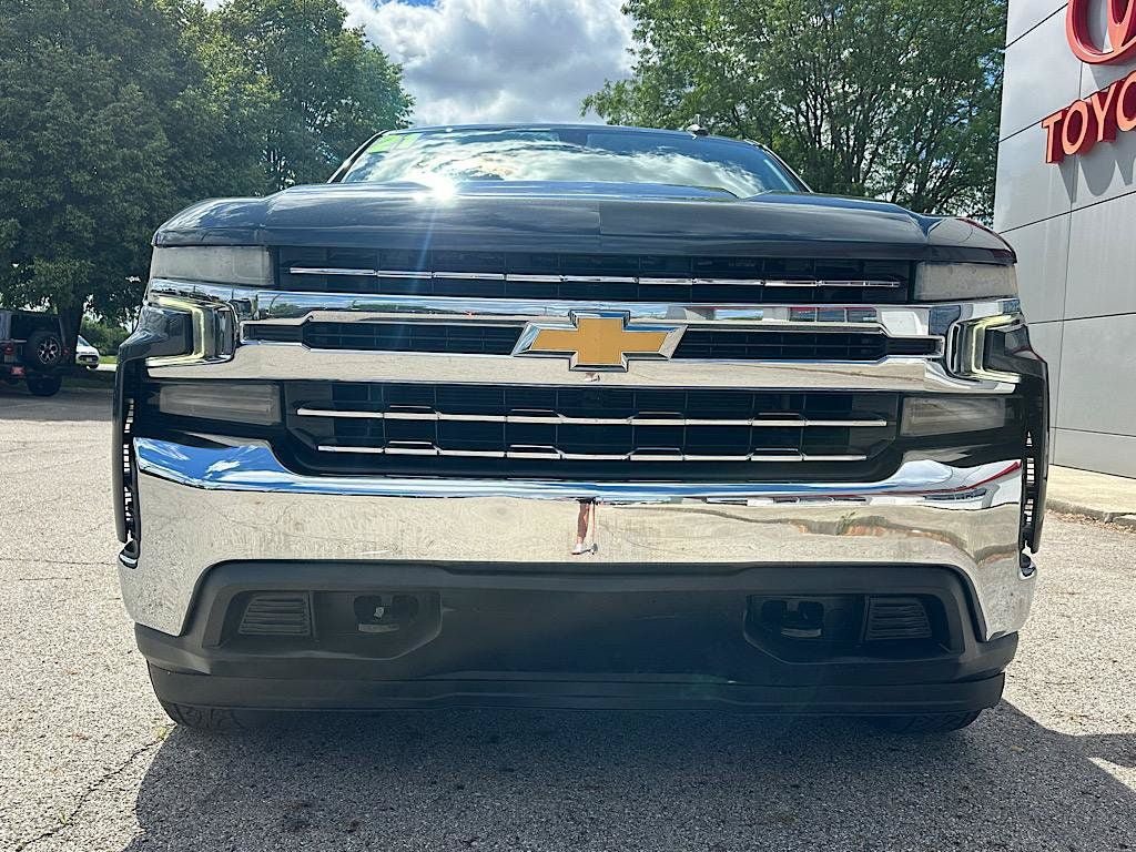 Used 2021 Chevrolet Silverado 1500 LT AWD/4WD image 9