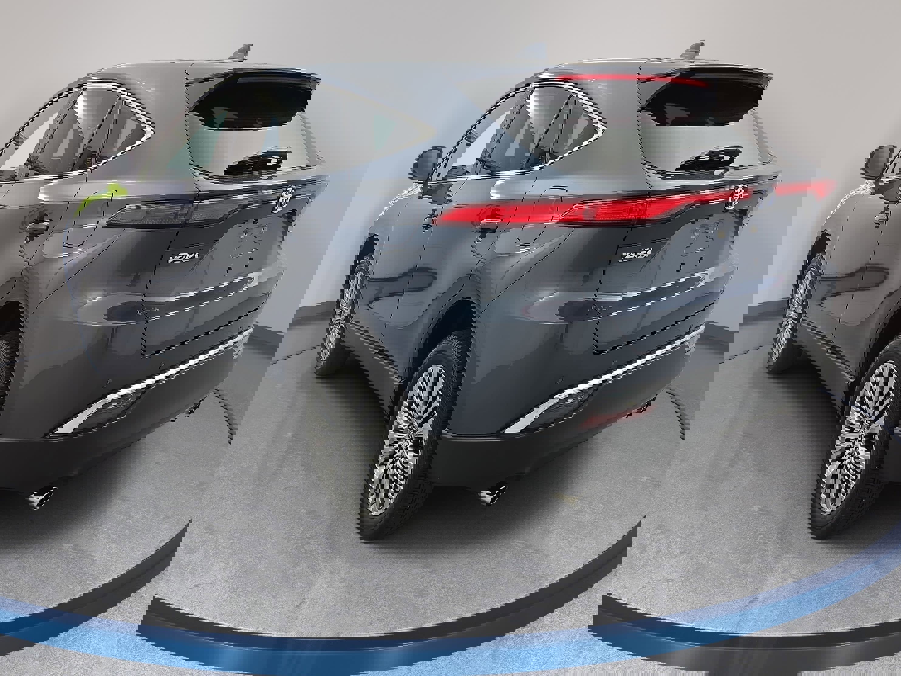 Used 2024 Toyota Venza Limited AWD/4WD image 7