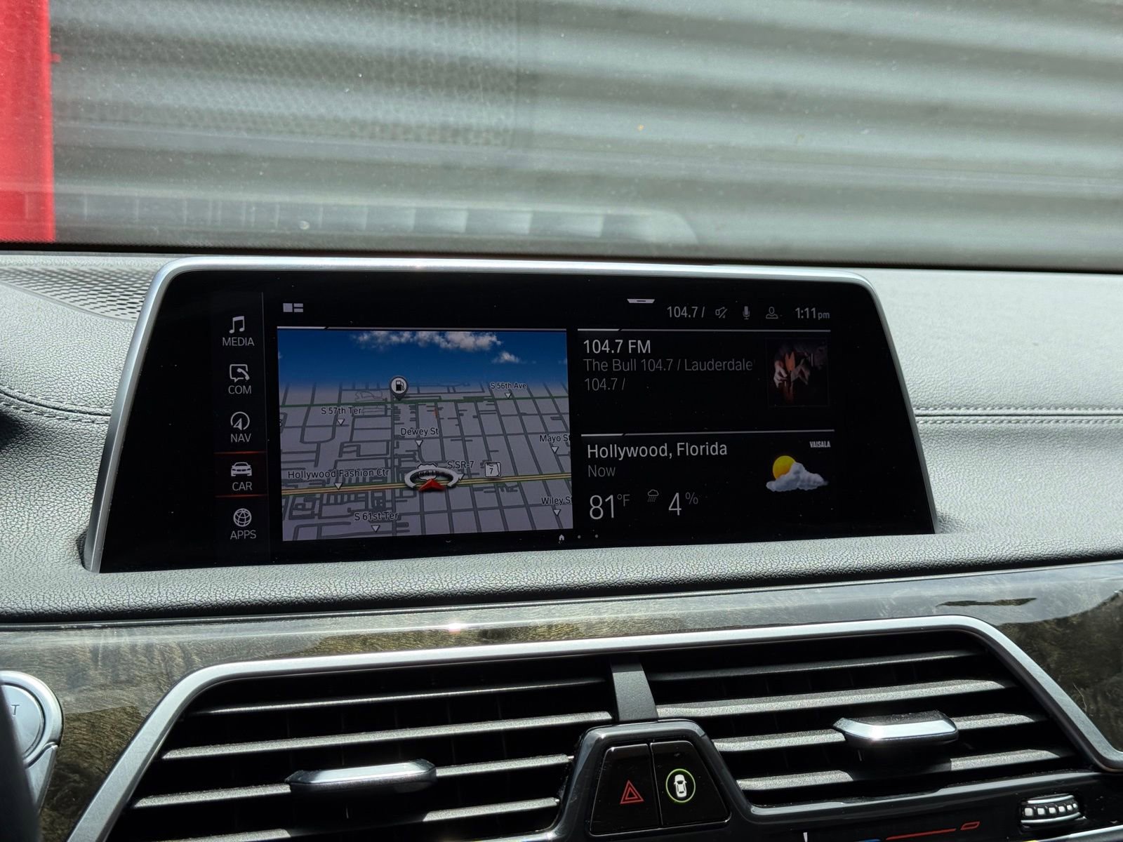 Used 2022 BMW 740i xDrive w/ Premium Package AWD/4WD image 39