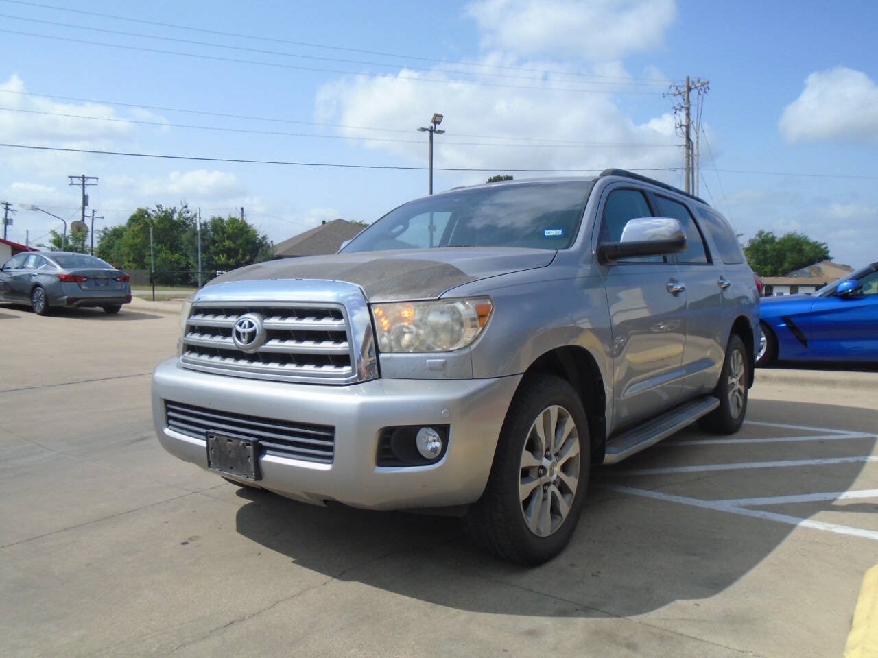 Used 2016 Toyota Sequoia Limited w/ Safety & Convenience Package RWD image 2