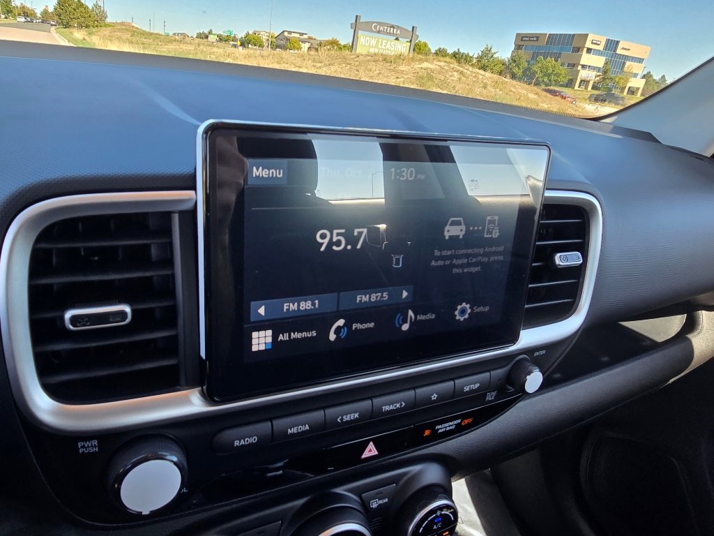 New 2025 Hyundai Venue SEL image 20