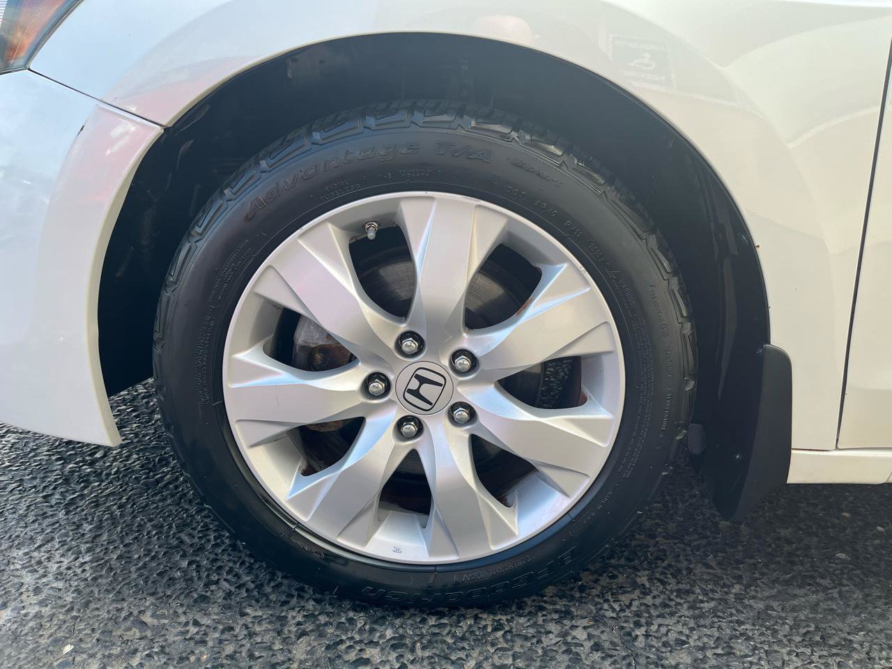 Used 2010 Honda Accord EX-L image 14