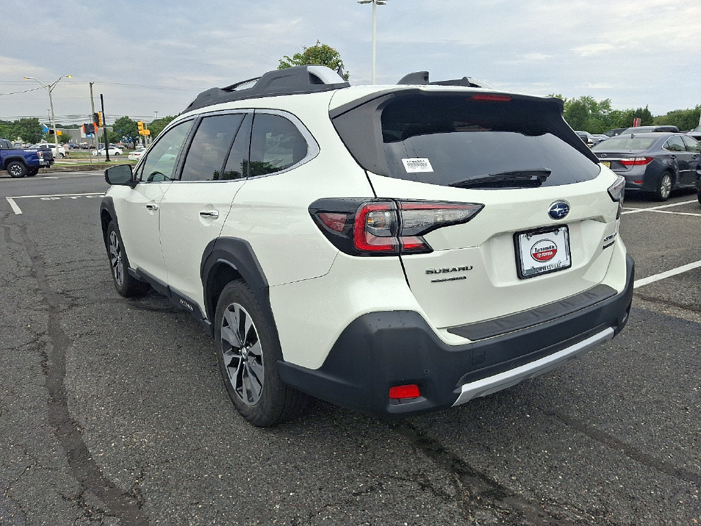 Used 2024 Subaru Outback Touring XT AWD/4WD image 4