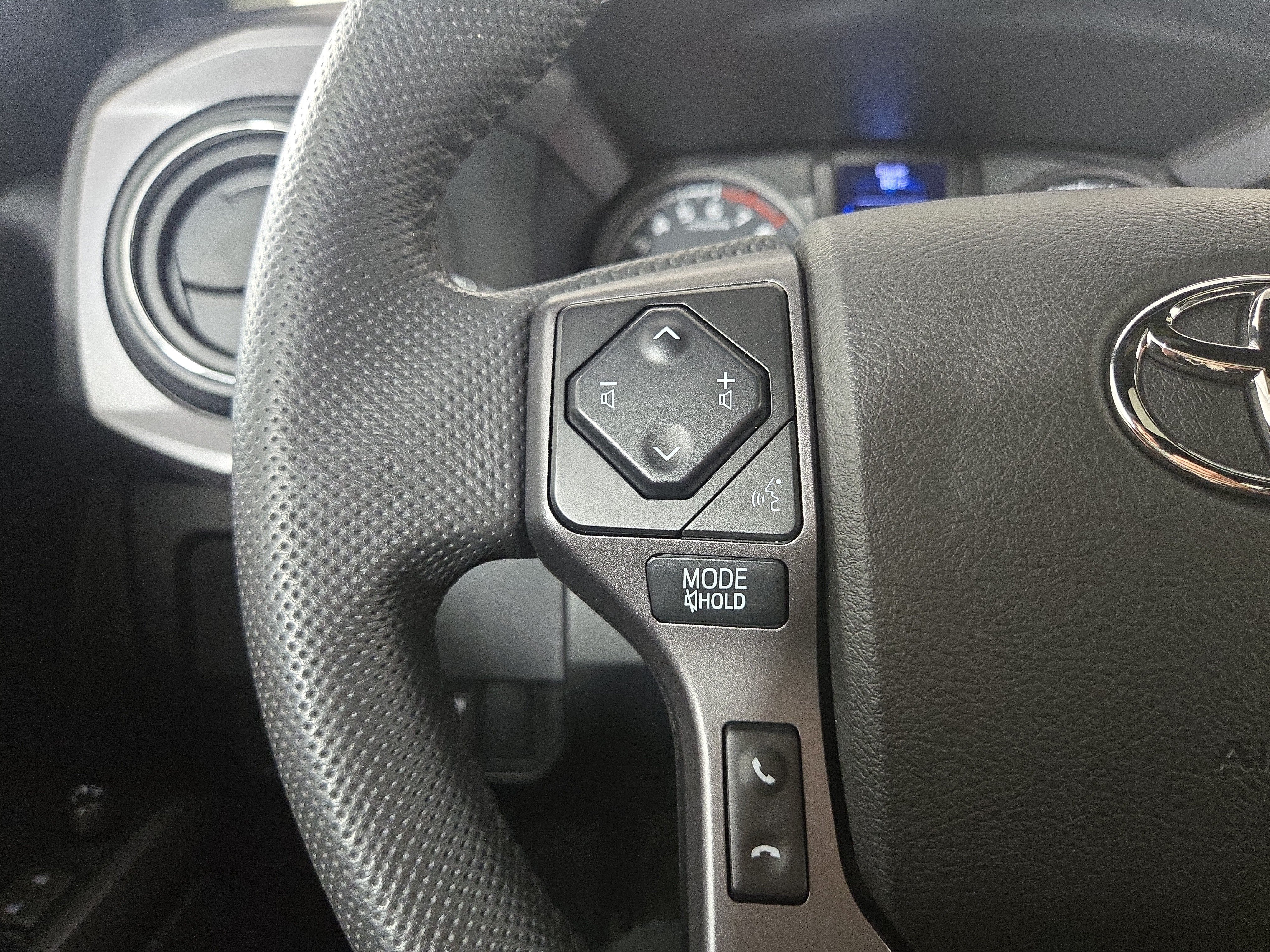 Used 2023 Toyota Tacoma TRD Pro AWD/4WD image 16