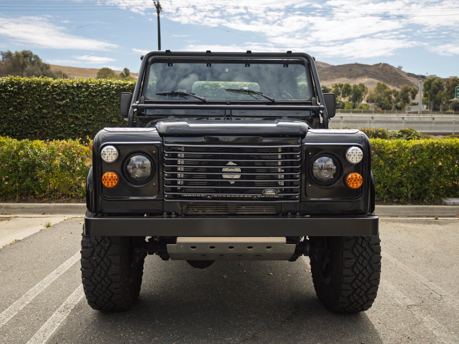 Used 1995 Land Rover Defender 90 AWD/4WD image 2