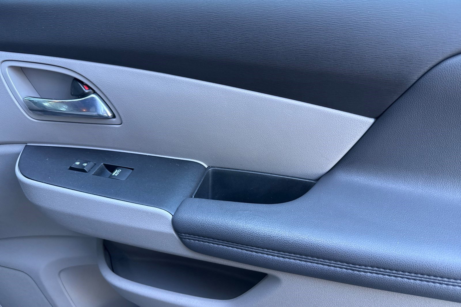 Used 2016 Honda Odyssey EX-L image 20