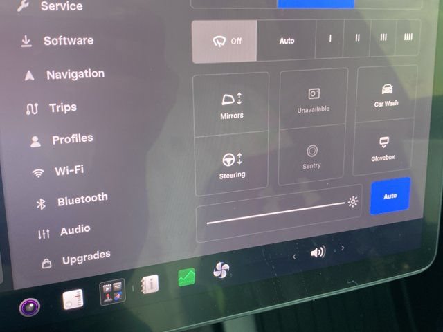 Used 2021 Tesla Model Y Performance AWD/4WD image 25