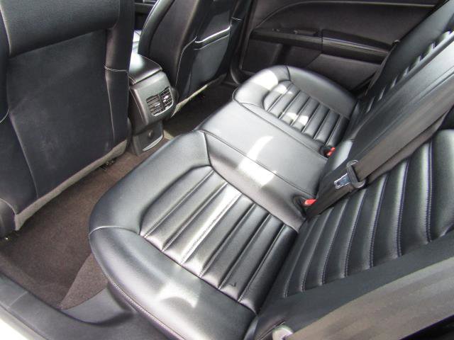 Used 2020 Ford Fusion SEL FWD image 13