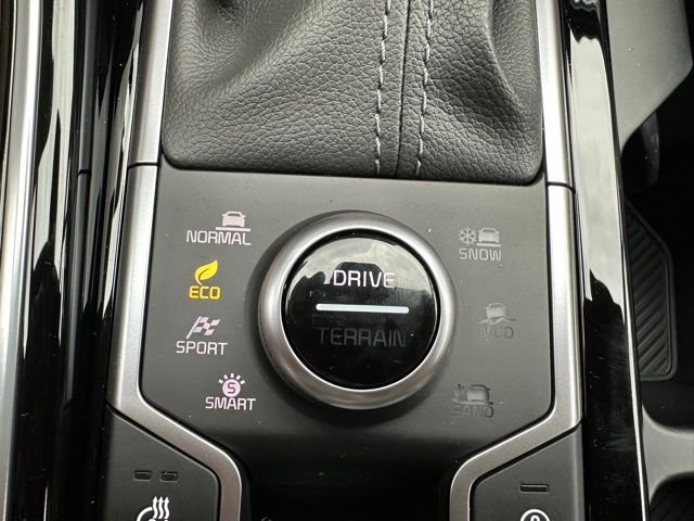 New 2026 Kia Sorento SX Prestige w/ Olive Brown Leather Package image 10