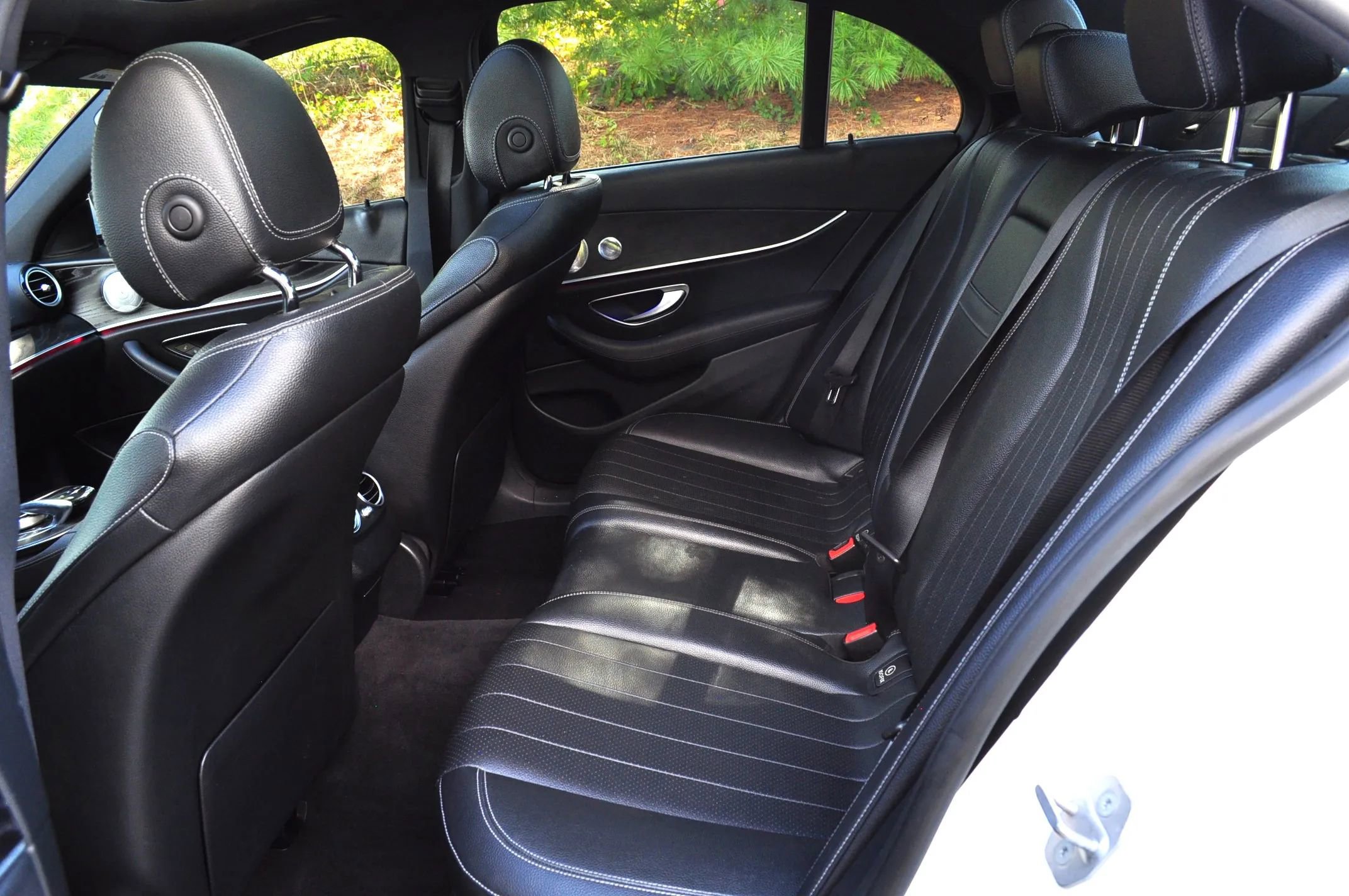 Used 2018 Mercedes-Benz E 300 4MATIC w/ Premium 1 Package image 17