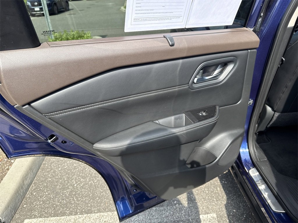 Certified 2023 Nissan Rogue SL w/ SL Premium Package image 34