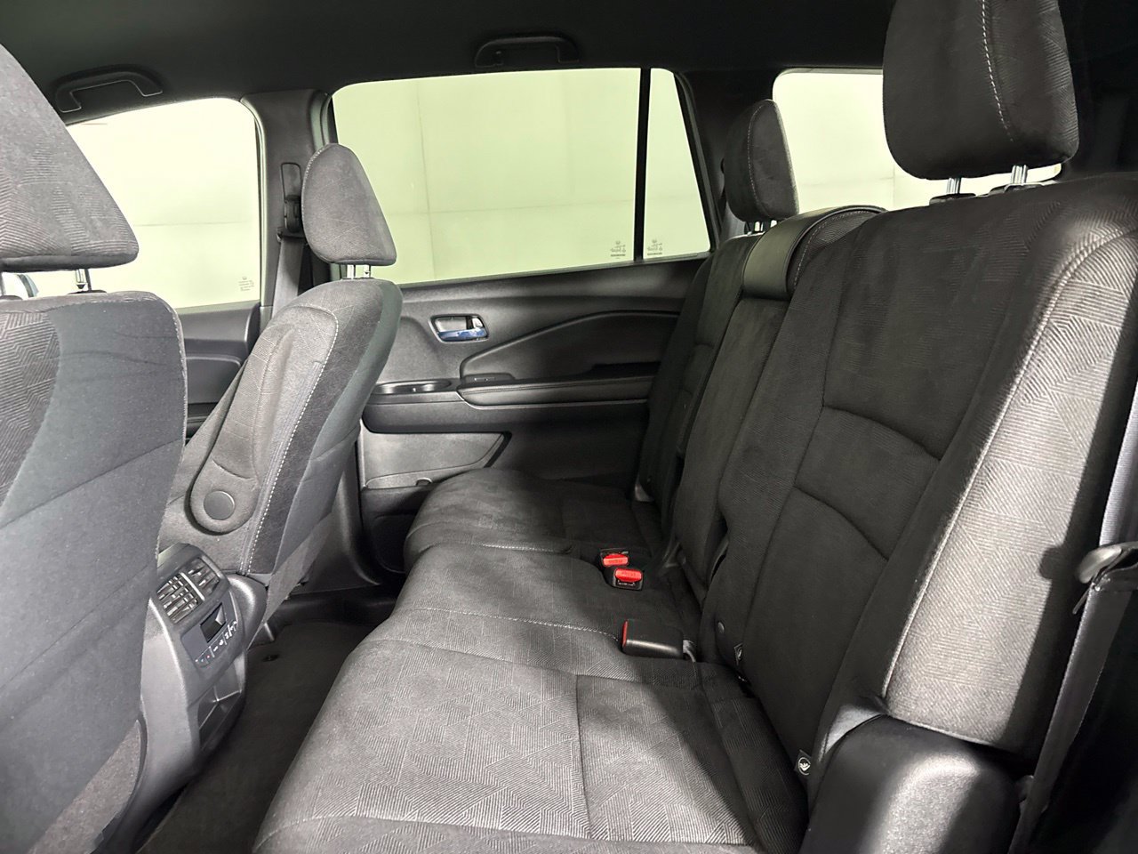 Used 2022 Honda Pilot Sport image 19