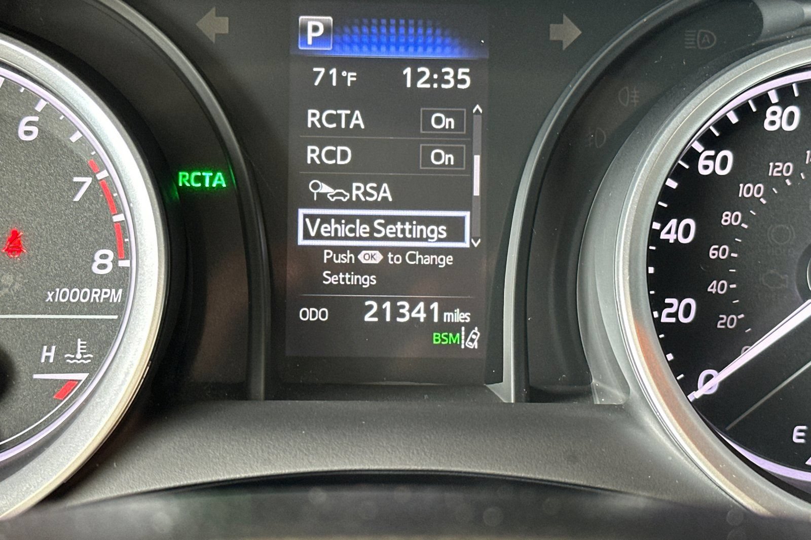 Used 2024 Toyota Camry LE w/ Convenience Package FWD image 30