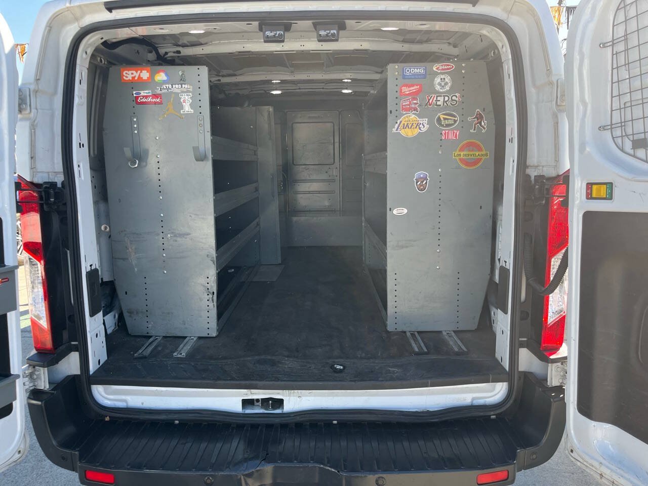 Used 2018 Ford Transit 250 148 Low Roof RWD image 23