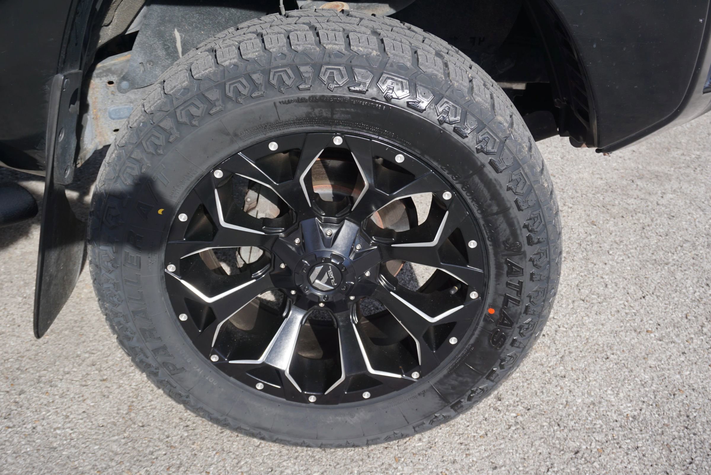 Used 2015 Toyota Tacoma PreRunner image 16