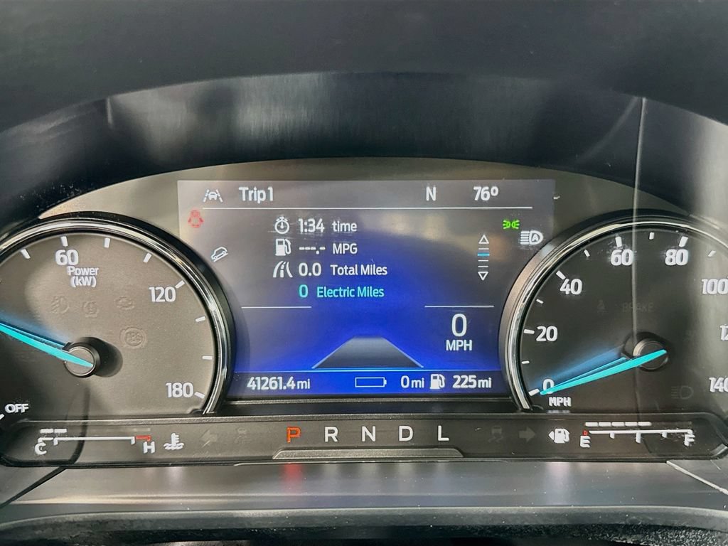 Used 2022 Ford Escape SE w/ Convenience Package FWD image 19