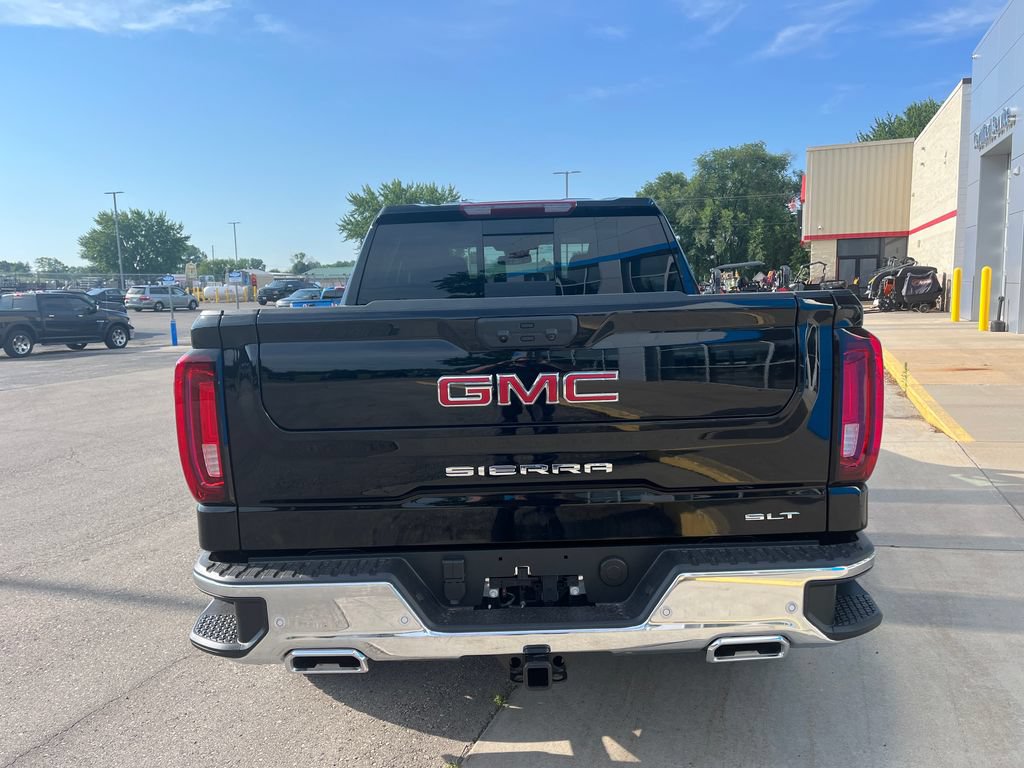 New 2026 GMC Sierra 1500 SLT w/ SLT Premium Plus Package AWD/4WD image 6