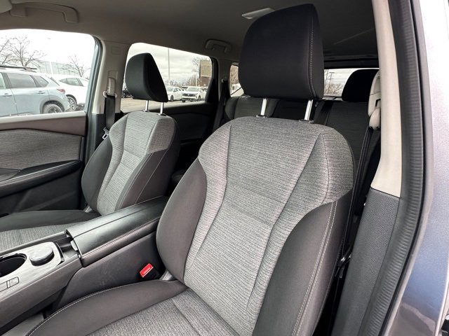 Certified 2021 Nissan Rogue S image 27