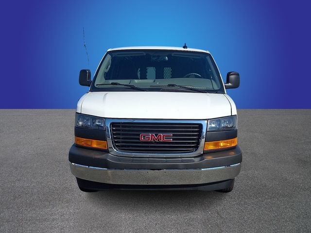 Used 2025 GMC Savana 2500 w/ Driver Convenience Package RWD image 2