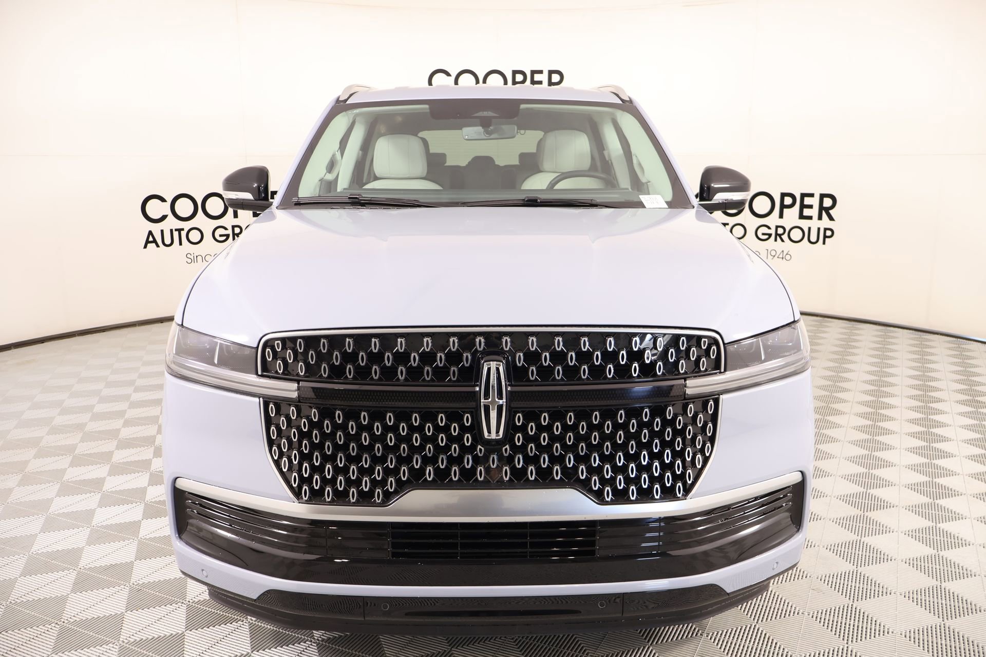 New 2026 Lincoln Navigator Premiere AWD/4WD image 9