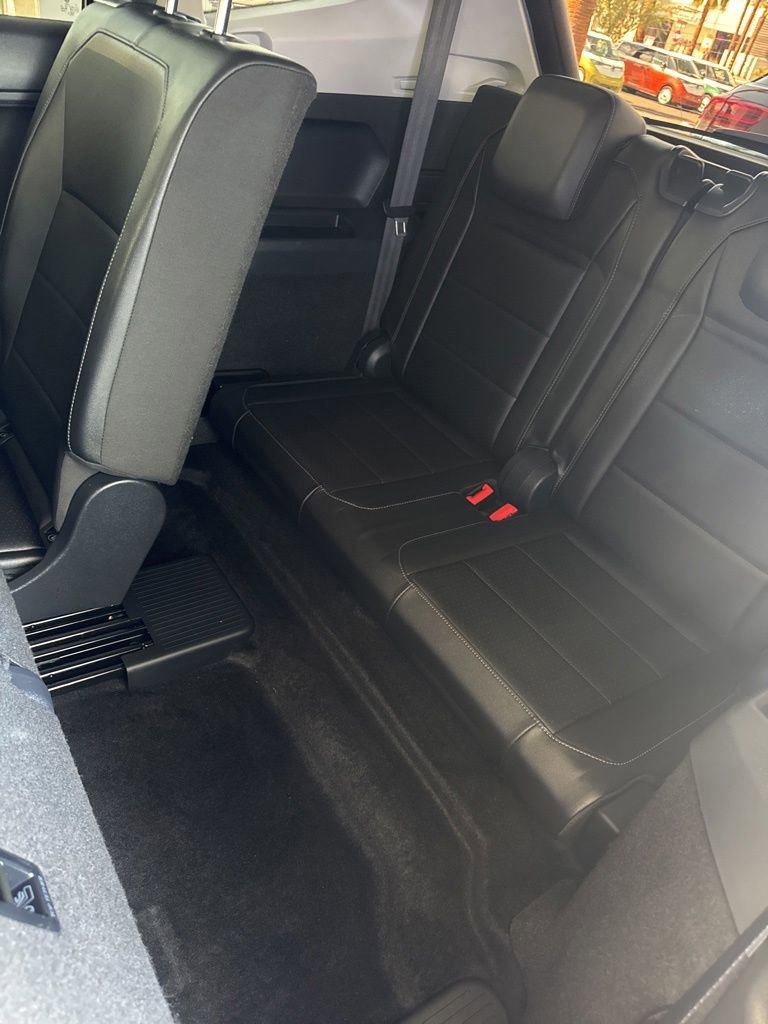 Used 2019 Volkswagen Tiguan S AWD/4WD image 13