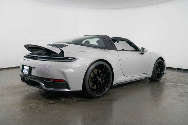 Used 2025 Porsche 911 Targa 4 GTS image 8