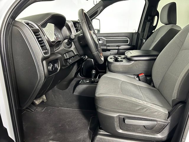 Used 2024 RAM 3500 SLT w/ Quick Order Package 2YG SLT AWD/4WD image 17
