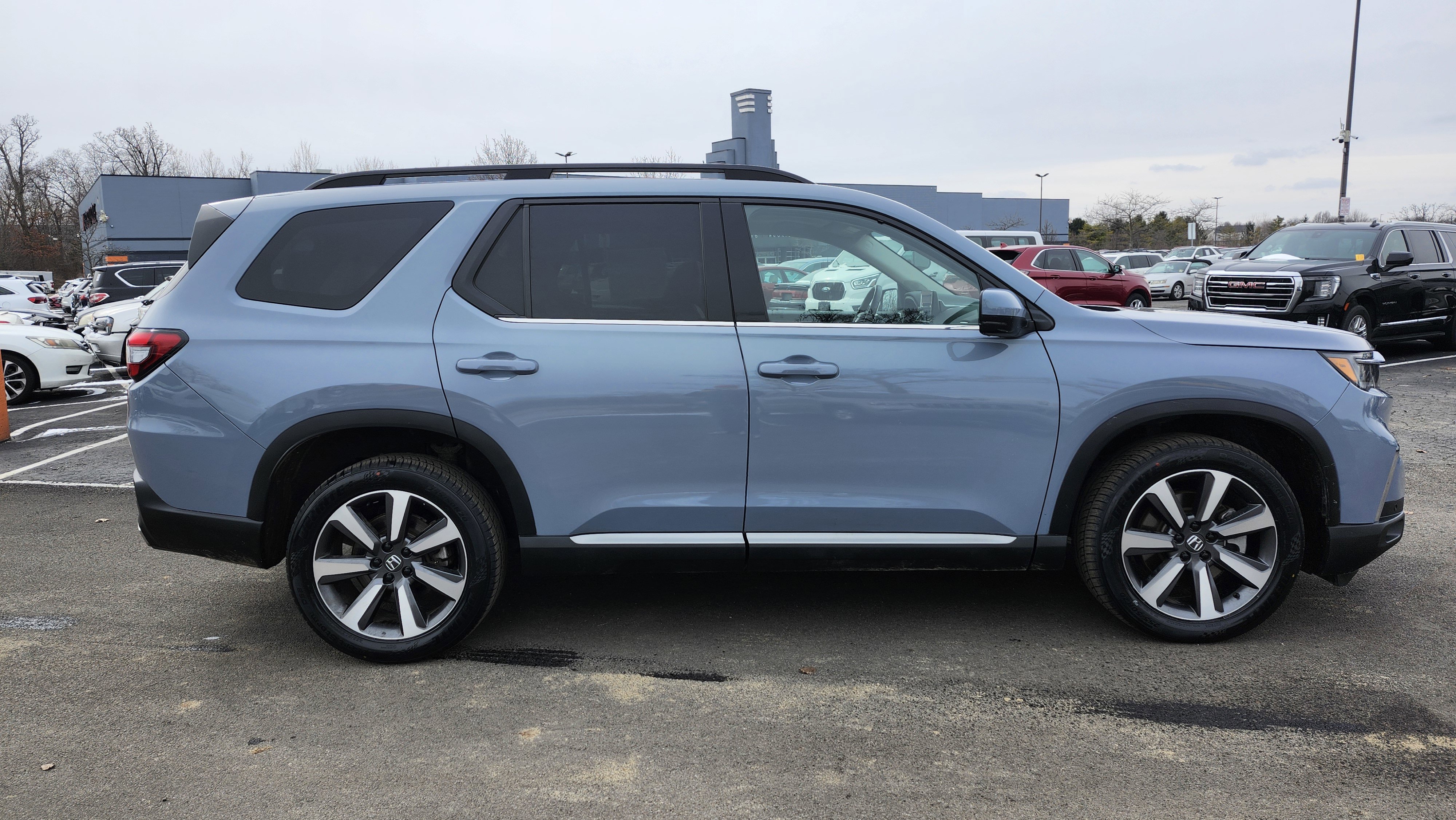 Used 2024 Honda Pilot Touring image 21