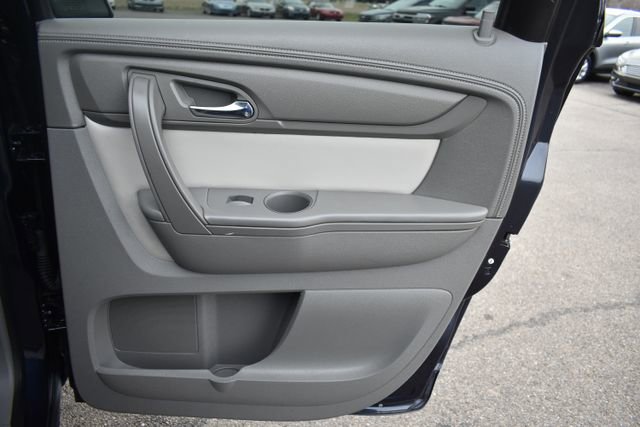 Used 2015 GMC Acadia SLE AWD/4WD image 42