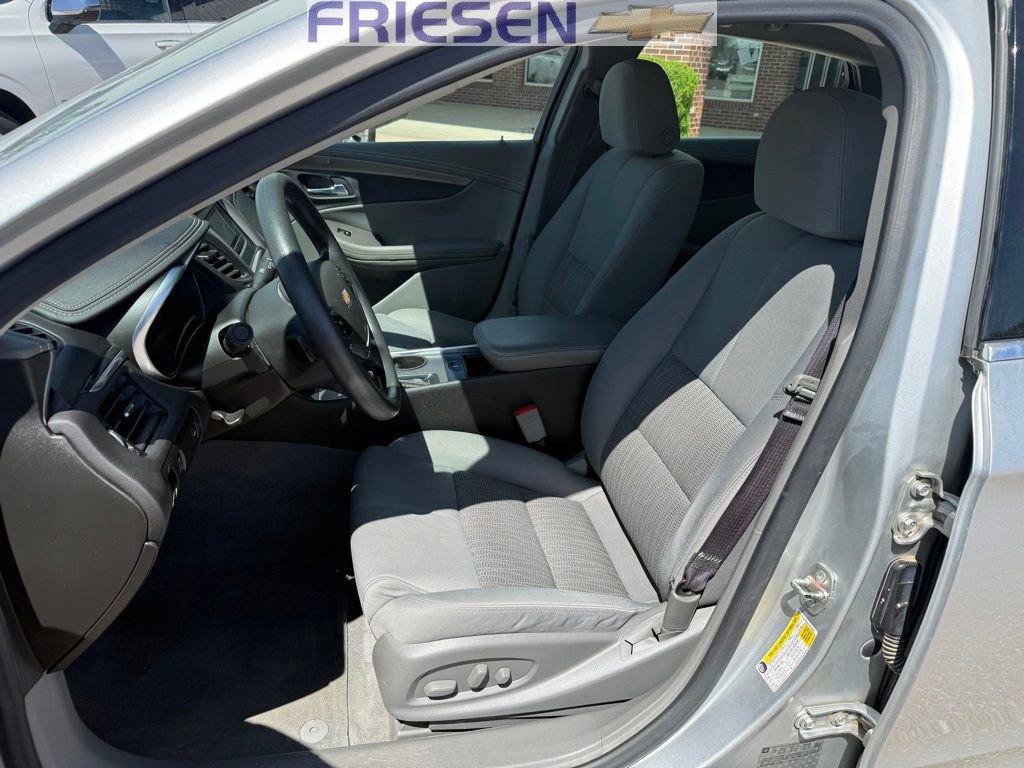 Used 2016 Chevrolet Impala LS image 7