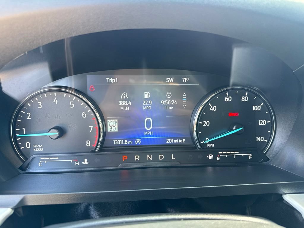 Used 2024 Ford Explorer XLT w/ Equipment Group 202A AWD/4WD image 22