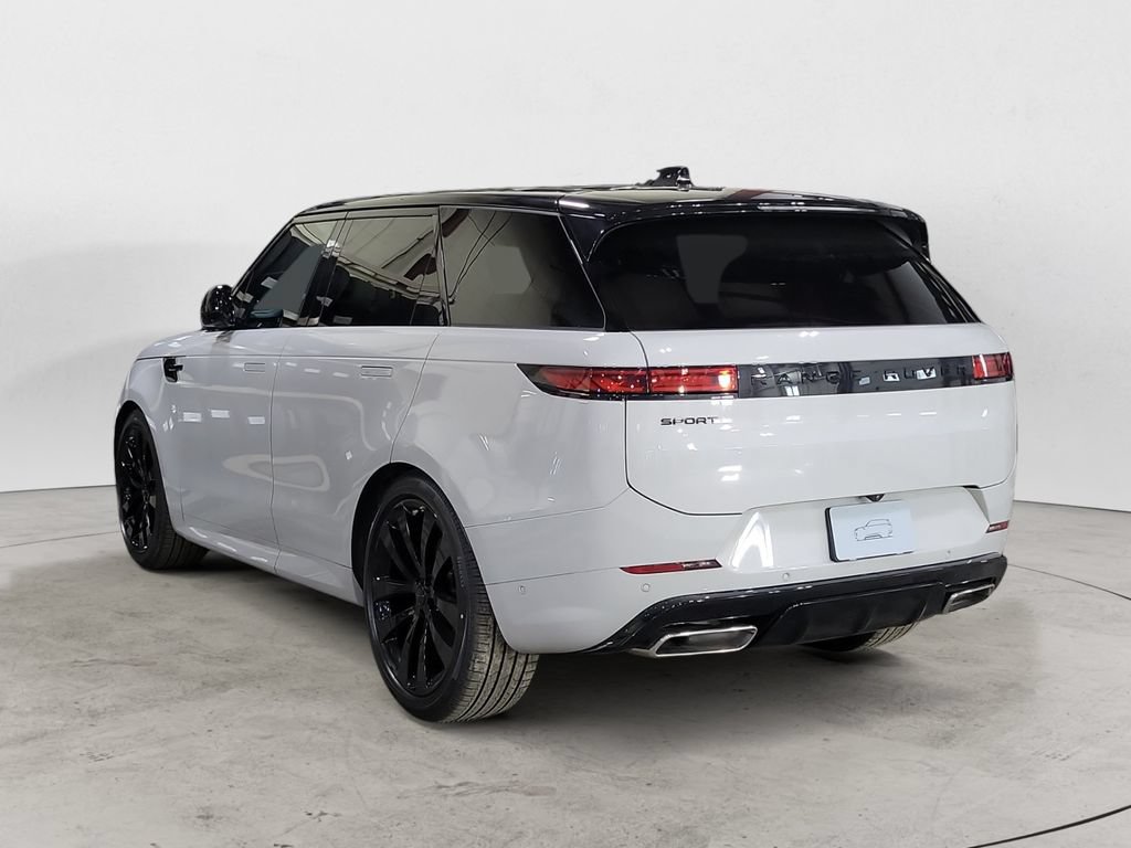 New 2026 Land Rover Range Rover Sport Dynamic SE AWD/4WD image 3