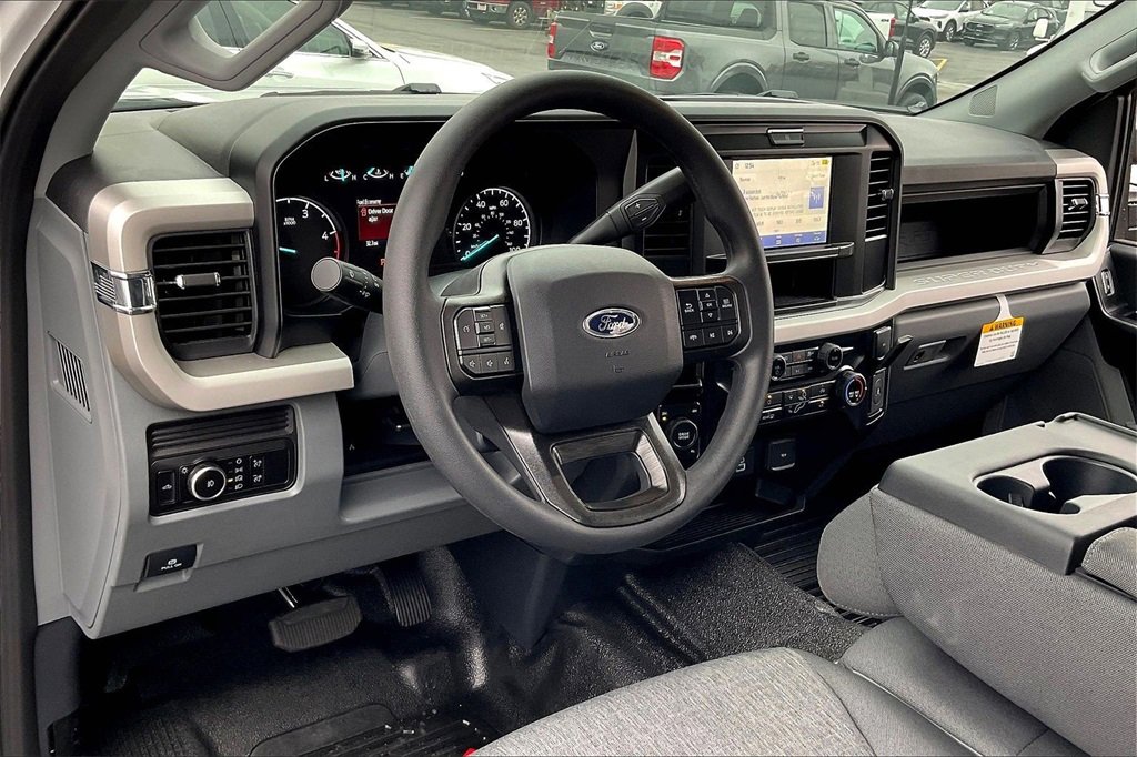 New 2026 Ford F350 XL w/ 360-Degree Camera Package image 8