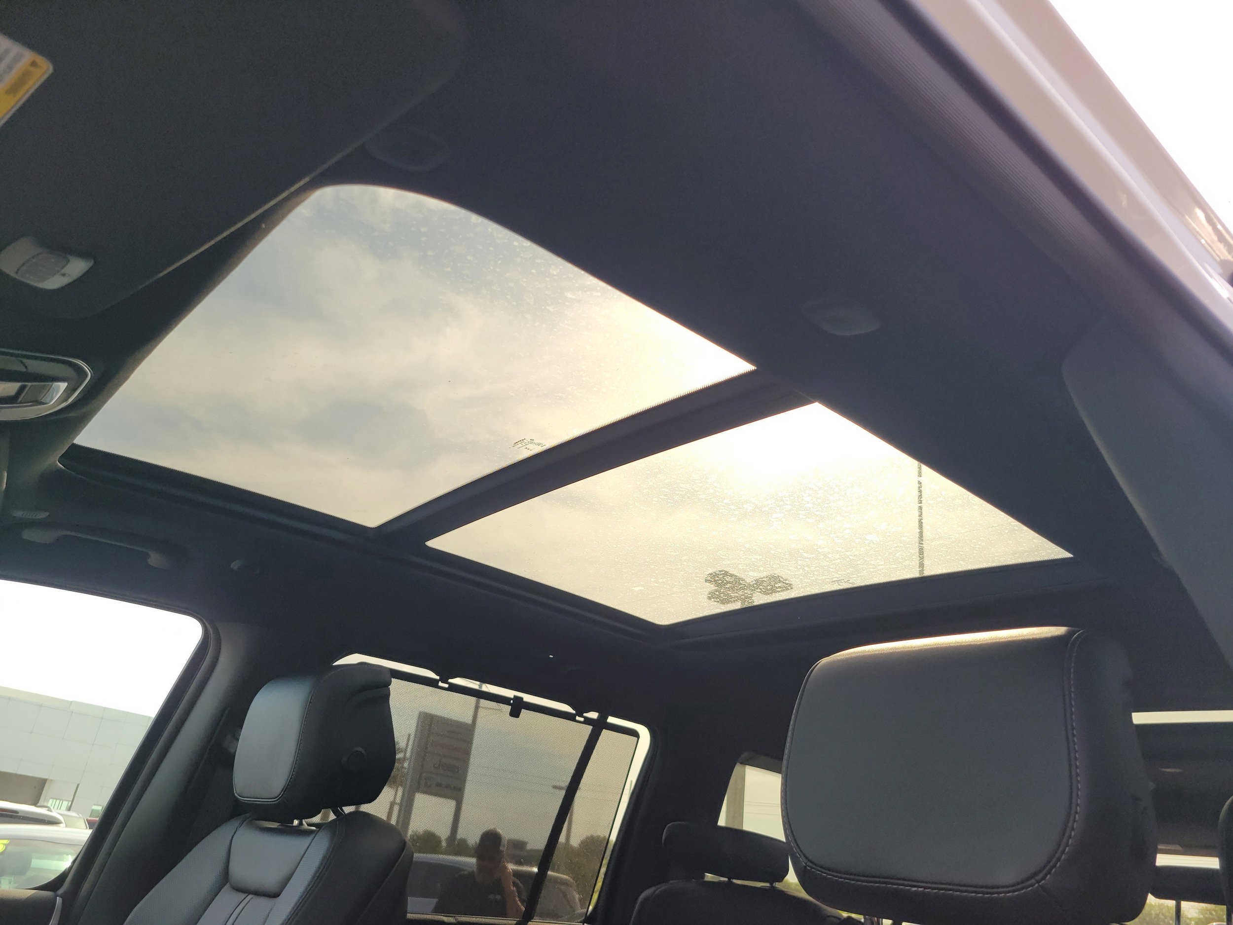 New 2026 Jeep Grand Wagoneer L Limited AWD/4WD image 17
