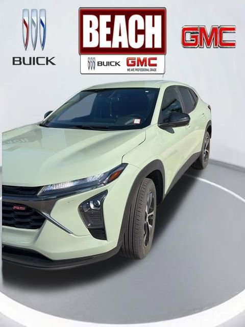 Used 2024 Chevrolet Trax RS w/ Driver Confidence Package image 11