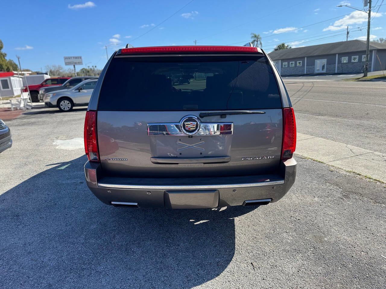 Used 2014 Cadillac Escalade ESV Platinum image 7