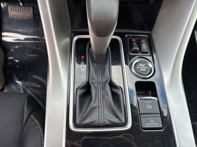 Used 2024 Mitsubishi Eclipse Cross AWD image 17