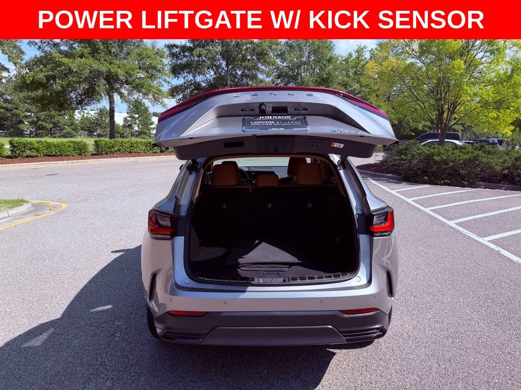 Certified 2025 Lexus NX 250 FWD w/ Towing Package (2000 Lbs) image 7