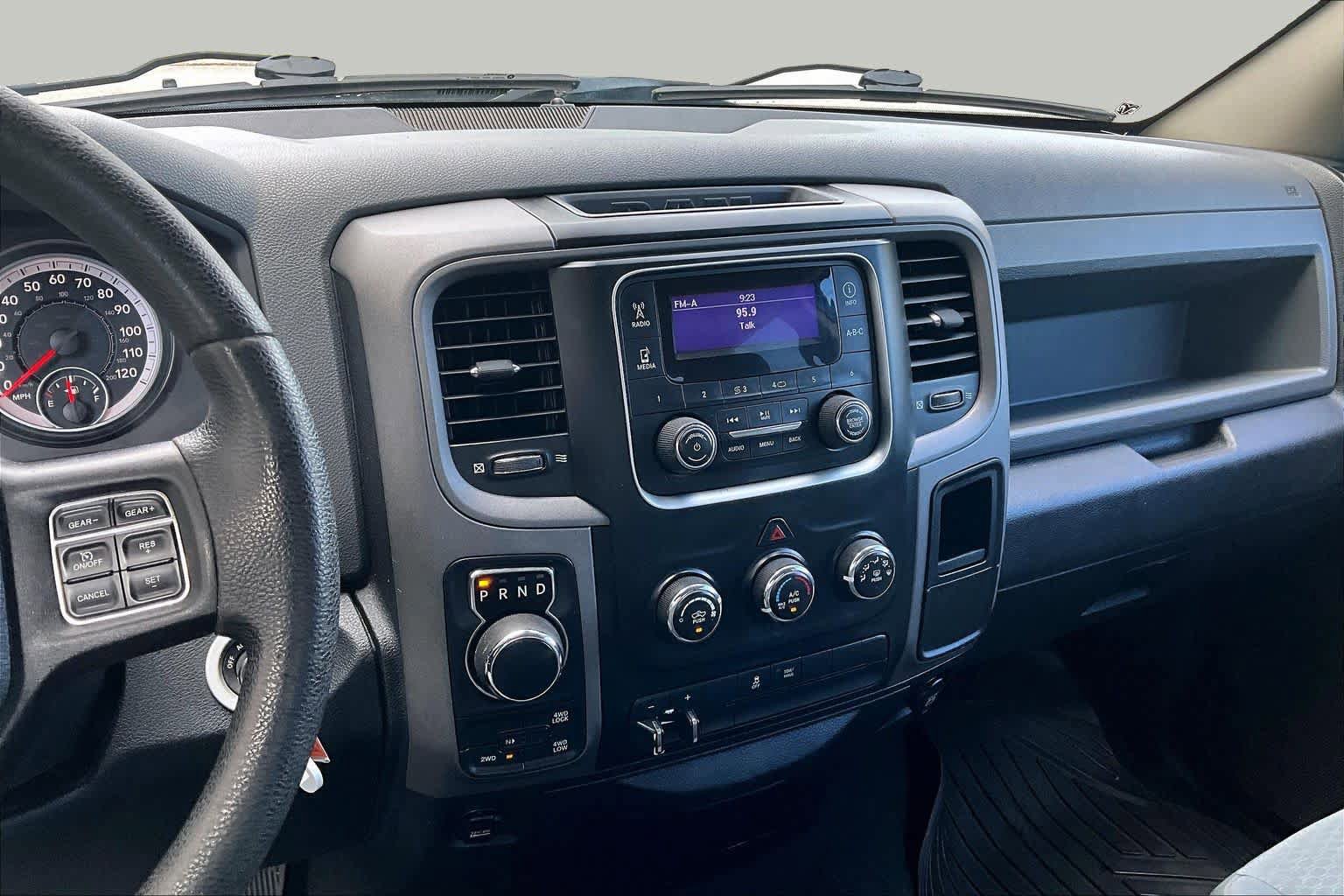 Used 2015 RAM 1500 Express AWD/4WD image 7