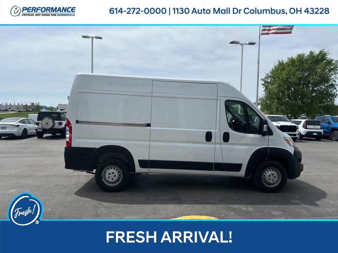 Used 2024 RAM ProMaster 2500 w/ Convenience Group FWD image 3