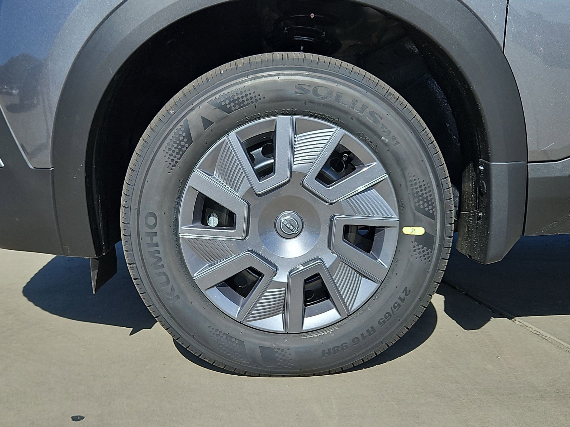 New 2026 Nissan Kicks S FWD image 9