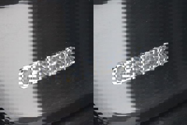 Used 2015 Hyundai Genesis 3.8 w/ Option Group 03 image 7